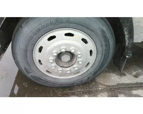 HUB PILOTED - ALUMINUM 24.5 X 8.25 WHEEL
