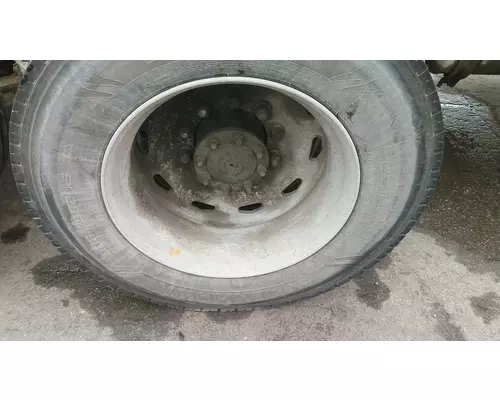 HUB PILOTED - ALUMINUM 24.5 X 8.25 WHEEL