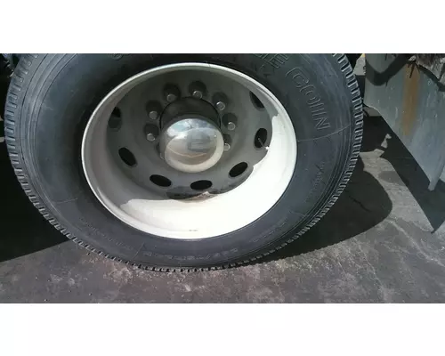 HUB PILOTED - ALUMINUM 24.5 X 8.25 WHEEL