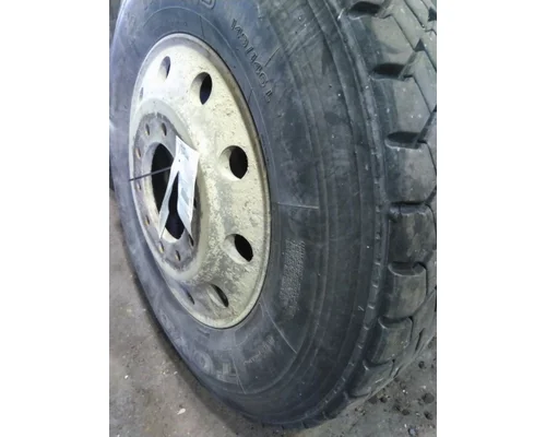 HUB PILOTED - ALUMINUM 24.5 X 8.25 WHEEL