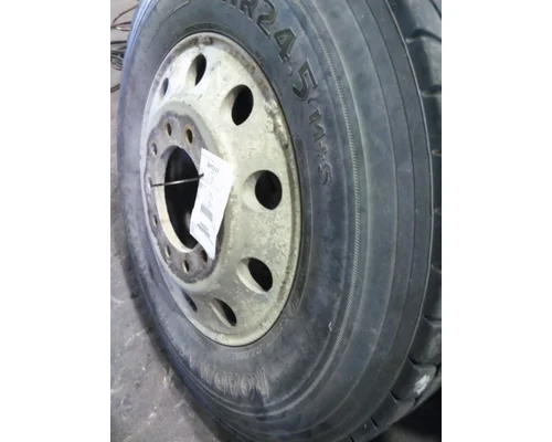 HUB PILOTED - ALUMINUM 24.5 X 8.25 WHEEL