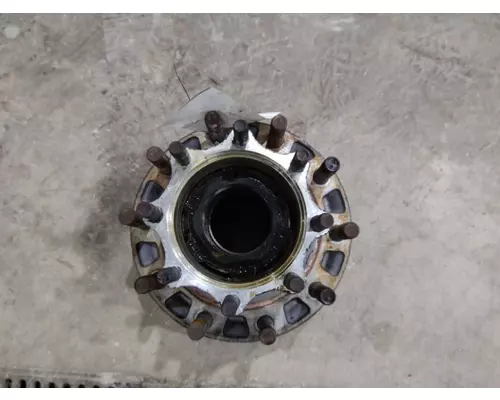 HUB PILOTED - ALUMINUM 8 LUG HUB