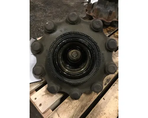 HUB PILOTED - STEEL 10 LUG HUB