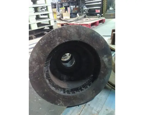 HUB PILOTED - STEEL 10 LUG HUB