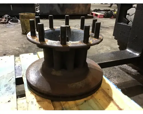 HUB PILOTED - STEEL 10 LUG HUB