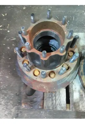 HUB PILOTED - STEEL 10 LUG HUB