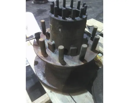 HUB PILOTED - STEEL 10 LUG HUB