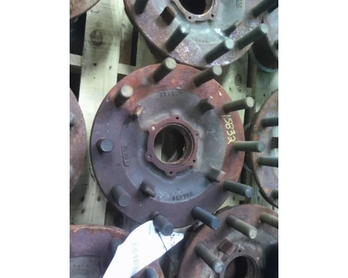 HUB PILOTED - STEEL 10 LUG HUB