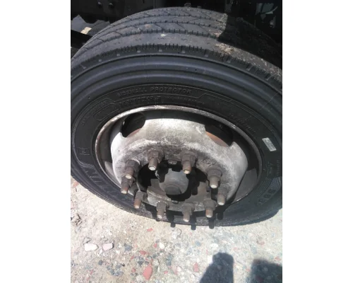 HUB PILOTED - STEEL 19.5 X 6.75 WHEEL