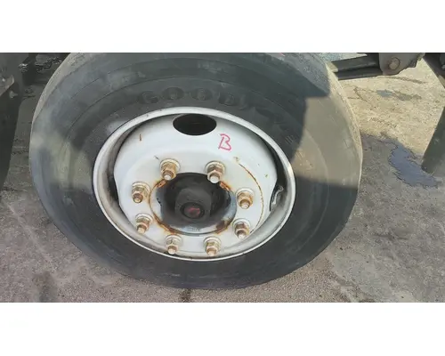 HUB PILOTED - STEEL 19.5 X 6.75 WHEEL
