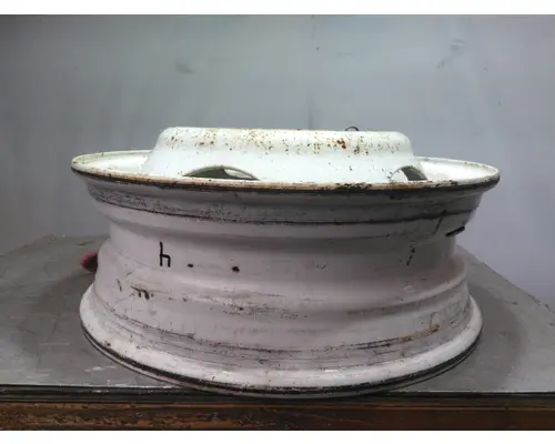 HUB PILOTED - STEEL 19.5 X 8.25 WHEEL