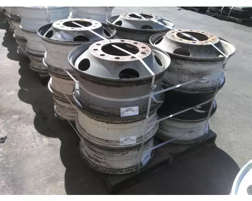 HUB PILOTED - STEEL 22.5 X 7.50 WHEEL