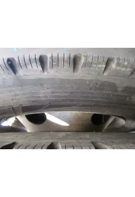 HUB PILOTED - STEEL 22.5 X 7.50 WHEEL