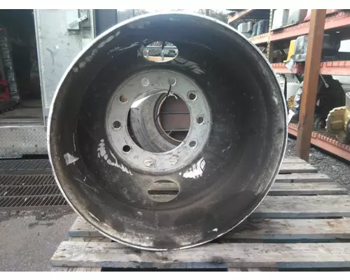 HUB PILOTED - STEEL 22.5 X 8.25 WHEEL