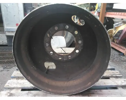HUB PILOTED - STEEL 22.5 X 8.25 WHEEL