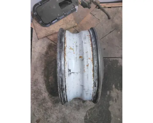 HUB PILOTED - STEEL 22.5 X 8.25 WHEEL