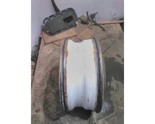 HUB PILOTED - STEEL 22.5 X 8.25 WHEEL