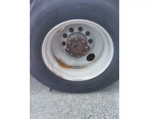 HUB PILOTED - STEEL 22.5 X 8.25 WHEEL