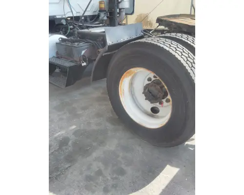 HUB PILOTED - STEEL 22.5 X 8.25 WHEEL