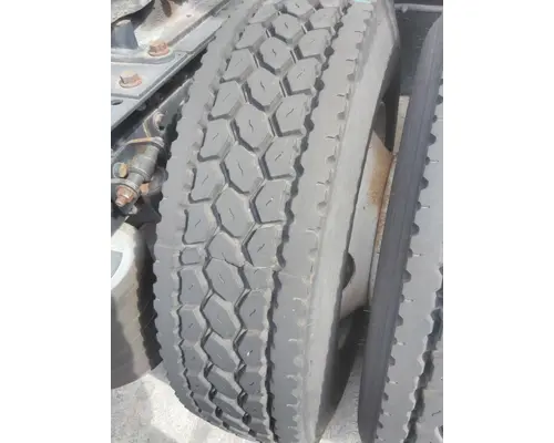 HUB PILOTED - STEEL 22.5 X 8.25 WHEEL