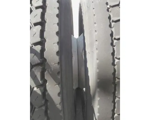 HUB PILOTED - STEEL 22.5 X 8.25 WHEEL