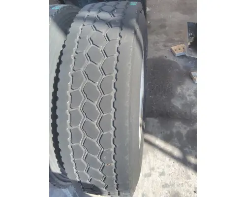 HUB PILOTED - STEEL 22.5 X 8.25 WHEEL