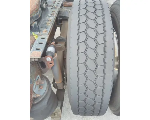 HUB PILOTED - STEEL 22.5 X 8.25 WHEEL