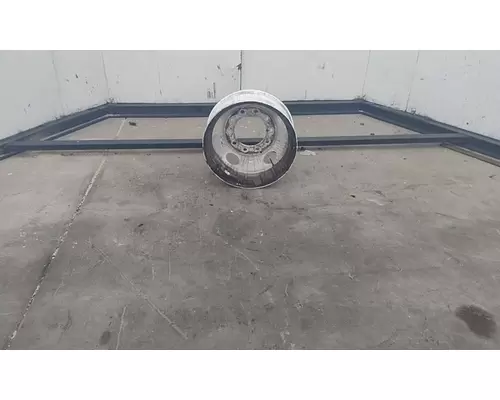 HUB PILOTED - STEEL 22.5 X 8.25 WHEEL