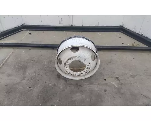 HUB PILOTED - STEEL 22.5 X 8.25 WHEEL