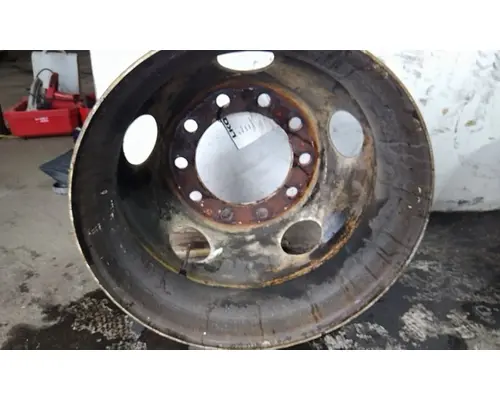 HUB PILOTED - STEEL 22.5 X 8.25 WHEEL
