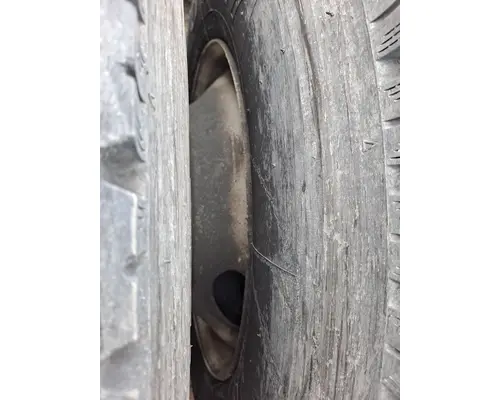 HUB PILOTED - STEEL 22.5 X 8.25 WHEEL