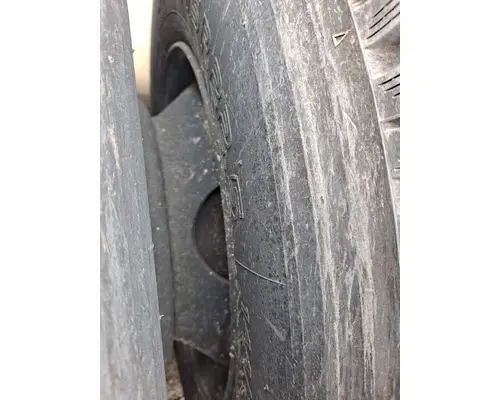 HUB PILOTED - STEEL 22.5 X 8.25 WHEEL