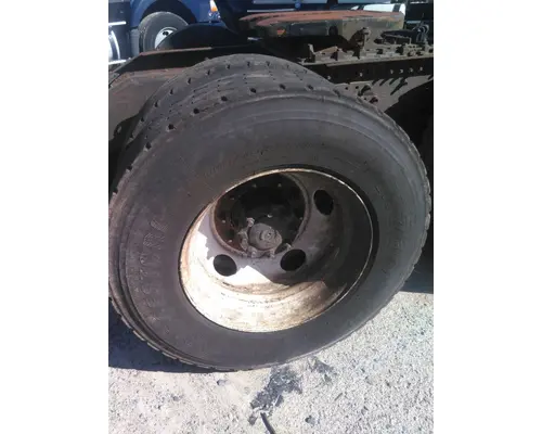 HUB PILOTED - STEEL 22.5 X 8.25 WHEEL