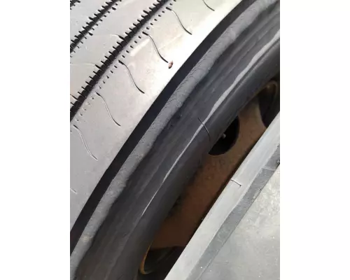 HUB PILOTED - STEEL 22.5 X 8.25 WHEEL