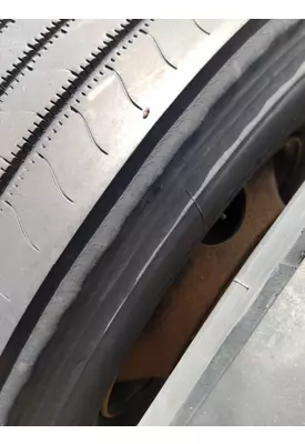 HUB PILOTED - STEEL 22.5 X 8.25 WHEEL