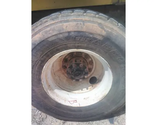 HUB PILOTED - STEEL 22.5 X 8.25 WHEEL