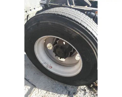 HUB PILOTED - STEEL 22.5 X 8.25 WHEEL