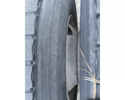 HUB PILOTED - STEEL 22.5 X 8.25 WHEEL