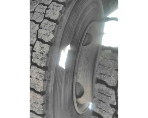 HUB PILOTED - STEEL 22.5 X 8.25 WHEEL