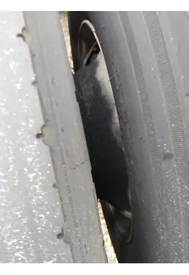 HUB PILOTED - STEEL 22.5 X 8.25 WHEEL