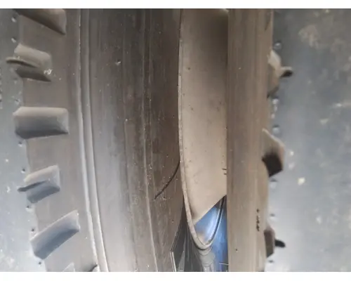 HUB PILOTED - STEEL 22.5 X 8.25 WHEEL