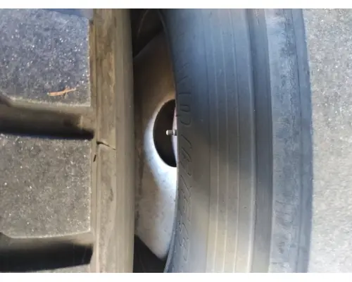 HUB PILOTED - STEEL 22.5 X 8.25 WHEEL