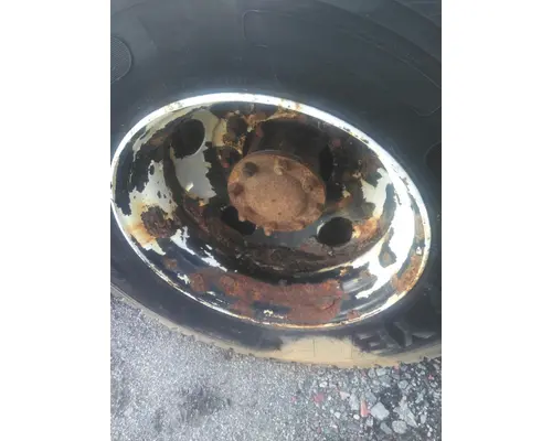 HUB PILOTED - STEEL 22.5 X 8.25 WHEEL