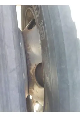 HUB PILOTED - STEEL 22.5 X 8.25 WHEEL