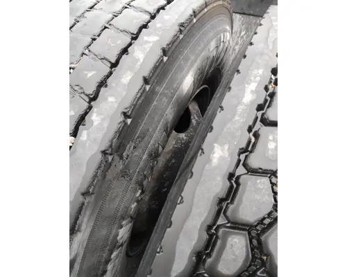 HUB PILOTED - STEEL 22.5 X 8.25 WHEEL