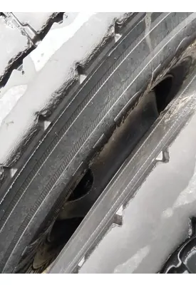 HUB PILOTED - STEEL 22.5 X 8.25 WHEEL