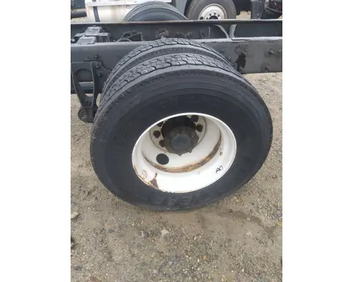 HUB PILOTED - STEEL 22.5 X 8.25 WHEEL