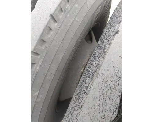 HUB PILOTED - STEEL 22.5 X 8.25 WHEEL