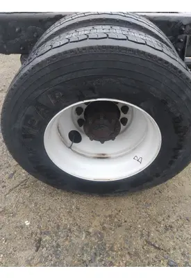 HUB PILOTED - STEEL 22.5 X 8.25 WHEEL