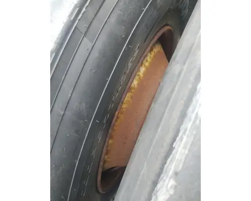 HUB PILOTED - STEEL 22.5 X 8.25 WHEEL